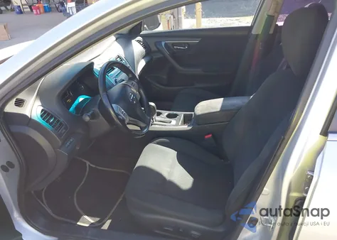 2015 Nissan Altima 2.5/2.5 S/2.5 Sl/2.5 Sv from USA, damaged, VIN 1N4AL3AP9FC201689